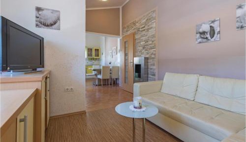 Three-Bedroom Vacation Home 