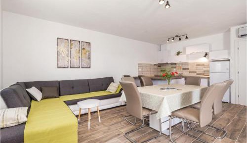 Four-Bedroom Vacation Home