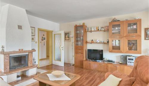Three-Bedroom Vacation Home 