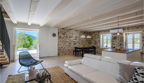 Four-Bedroom Vacation Home