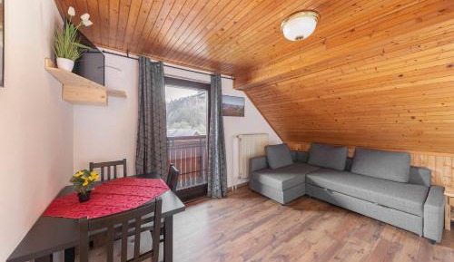 One-Bedroom Apartment with Balcony