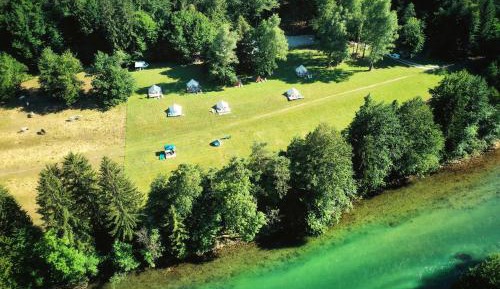 Empty pitch for camper (power supply excluded)