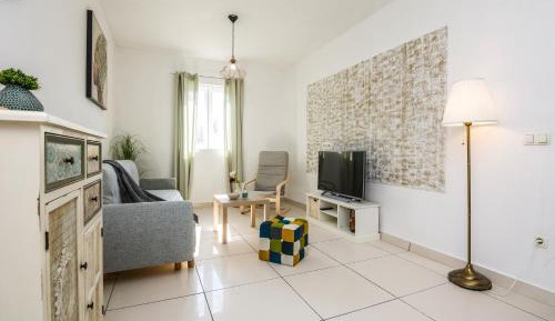 Five-Bedroom Holiday Home