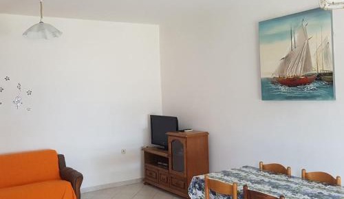 Two-Bedroom Apartment with Terrace and Sea View