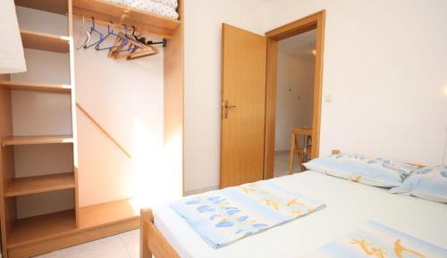 One-Bedroom Apartment with Terrace