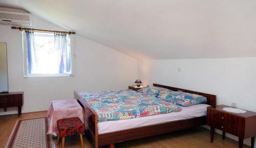 One-Bedroom Apartment with Terrace and Sea View
