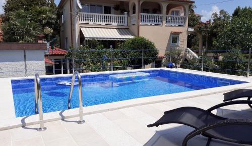 Three Bedroom Apartment