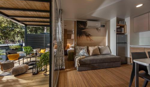 Porton Mobile Home