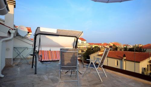 Studio Apartment with Sea View