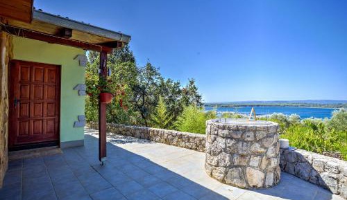 One-Bedroom Cottage