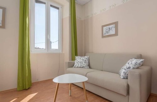 Izola Hotel | Hotel Stara šola - Oleander Resort