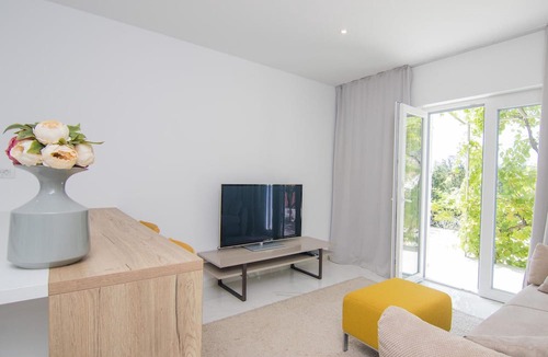 Krk House | Nice Home in Krk With 8 Bedrooms, Wifi and Outdoor Swimming Pool