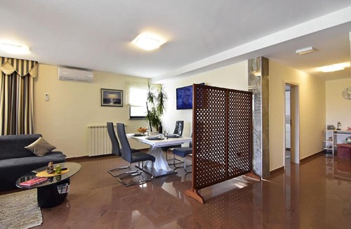 Savudrija Apartment | Holiday flat "Enea 1" with terrace
