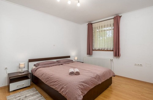 Vrbovsko Apartment | One bedroom apartment Vrbovsko, Gorski kotar (A-20268-b)