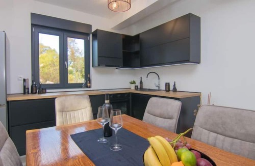 Gostinjac House | Vacation home Dani in Krk/Dobrinj - 8 persons, 4 bedrooms