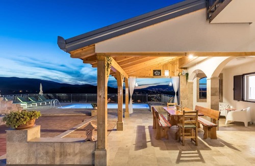 Ruzic Villa | Luxury spacious villa with pool & magnificent view