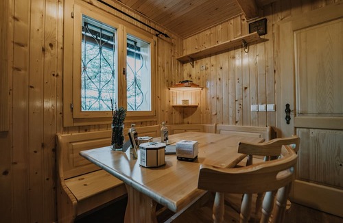 Kamnik Ski Chalet | Koča Kronca - Velika planina