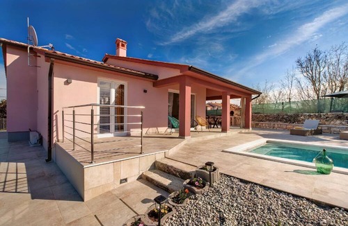 Kunj House | Relaxing dream holiday for up to 6 people