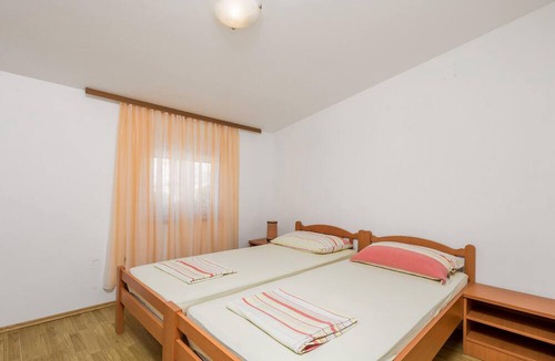 Vidalici Apartment | Look forward to a wonderful sea view on vacation in this vacation apartment.