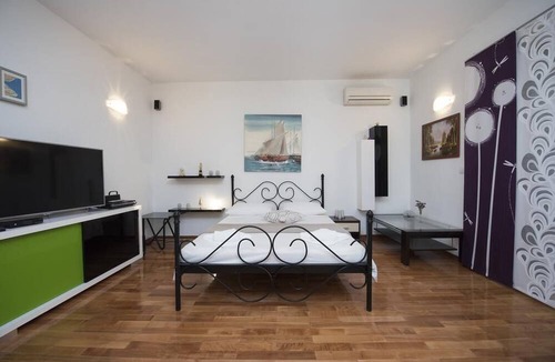 Klis House | Holiday Home Elijah Creek