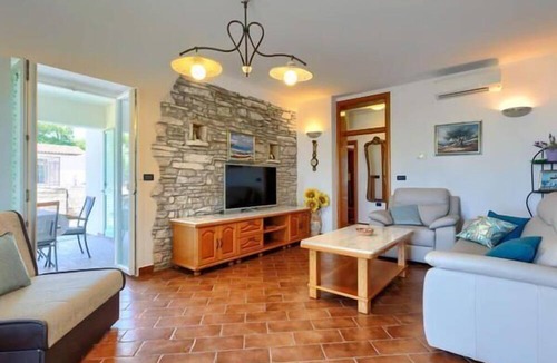 Rasa House | Villa 'Villa Mare' with private pool