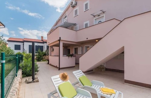 Klimno Apartment | Apartment for 2 persons + 2 children approx. 43 qm in Klimno, Kvarner Bay (Krk)