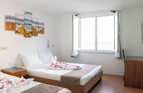 Drasnice Hotel | Beach Hotel Plaza