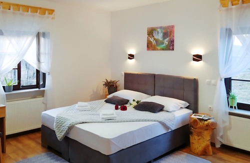 Prijeboj Bed & Breakfast | Plitvice Streaming