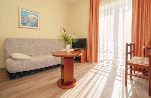 Baska Hotel | Hotel Dobrovit