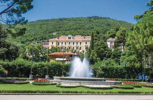 Viskovo Apartment | Beautiful apartment in Viskovo with WiFi