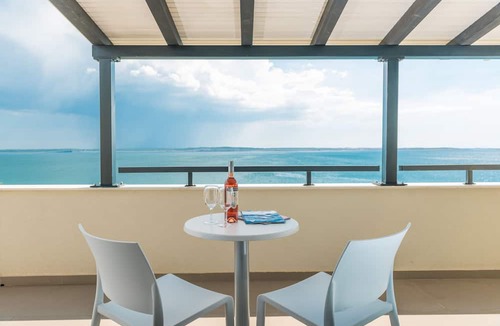 Rtina Hotel | Apartments Vila 4m