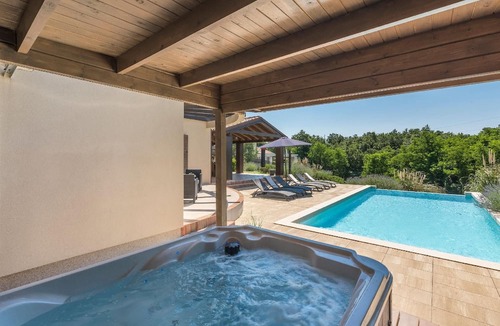 Jursici House | Ferienvilla "Villa Dali"