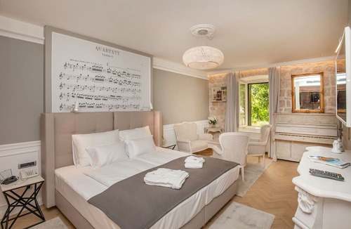 Pile House | Heritage Villa Nobile Adults Only