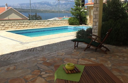 Novigrad House | Holiday apartment with a balcony near the beach
