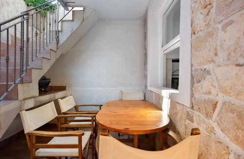 Murter House | Holiday home "Hanna" with view of the water