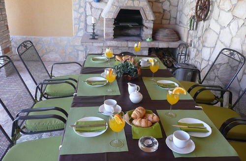 Savudrija House | Holiday house with a heated pool and a sea view
