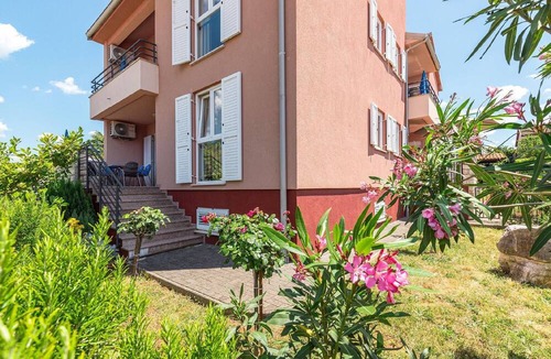 Dajla Apartment | Holiday apartment near the beach with a big garden