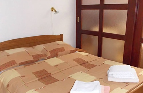 Bogovici Apartment | One bedroom apartment with terrace Malinska, Krk (A-5353-d)