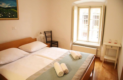 Kamnik Bed & Breakfast | B&B Pod Skalo