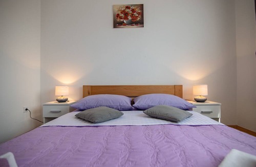 Rakovica Apartment | Room Anton