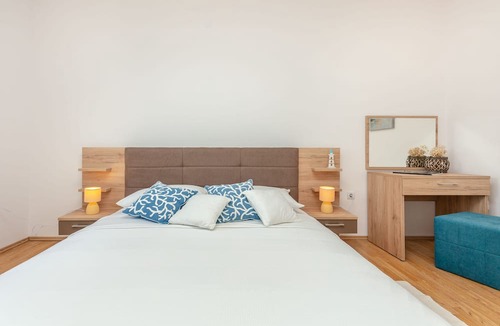 Babin Kuk Apartment | Hedera Estate, Hedera A46