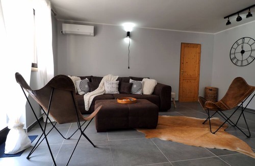 Plaski House | Guest house Sara Latin