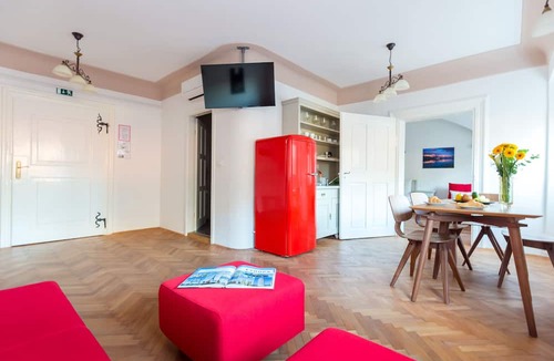 Ljubljana City Centre House | Barbo Palace