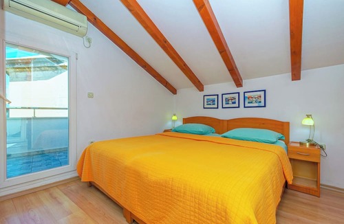 Cove Tri Zala (Zrnovo) Apartment | Apartments Lucija