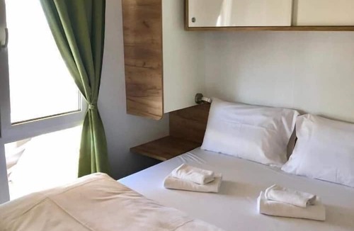 Tar House | Premium Mobile Homes Istria - Lanterna
