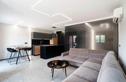 Seca Apartment | Marina Apartment with Terrace Burin 100