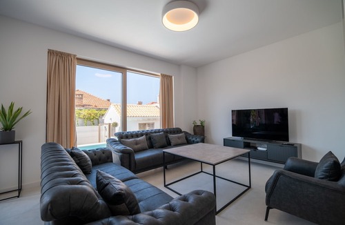 Gruz Villa | Villa Carmelita Exclusive with free Smart Car