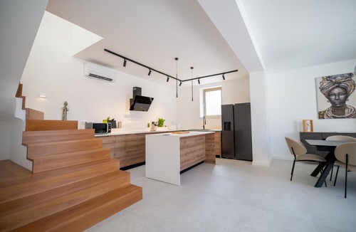 Gruz Villa | Villa Carmelita Exclusive with free Smart Car