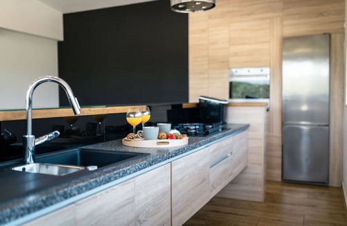 Tisno Villa | Gorgeous 5-bedroom villa in Tisno with SPA, WiFi, AC