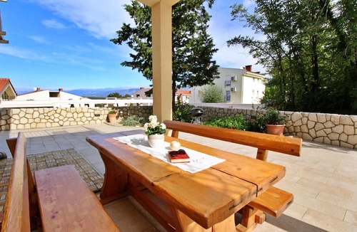 Soline House | Flat Ivanka-200m from the sea, with terrace